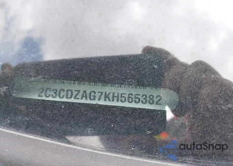 2019 Dodge Challenger Sxt из США, поврежденный, VIN 2C3CDZAG7KH565382